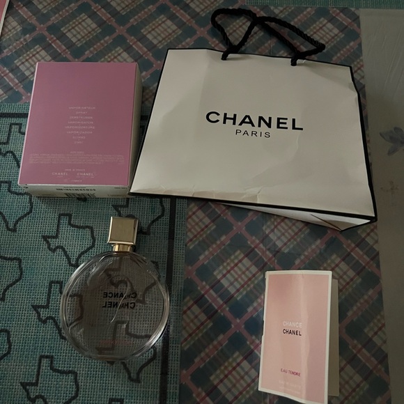 CHANEL Chance Eau de Parfum with Pink Box and Gift Bag - Picture 3 of 4